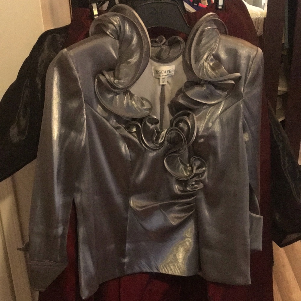 Silver fancy blouse. Great condition. Size 12. Made by xscape